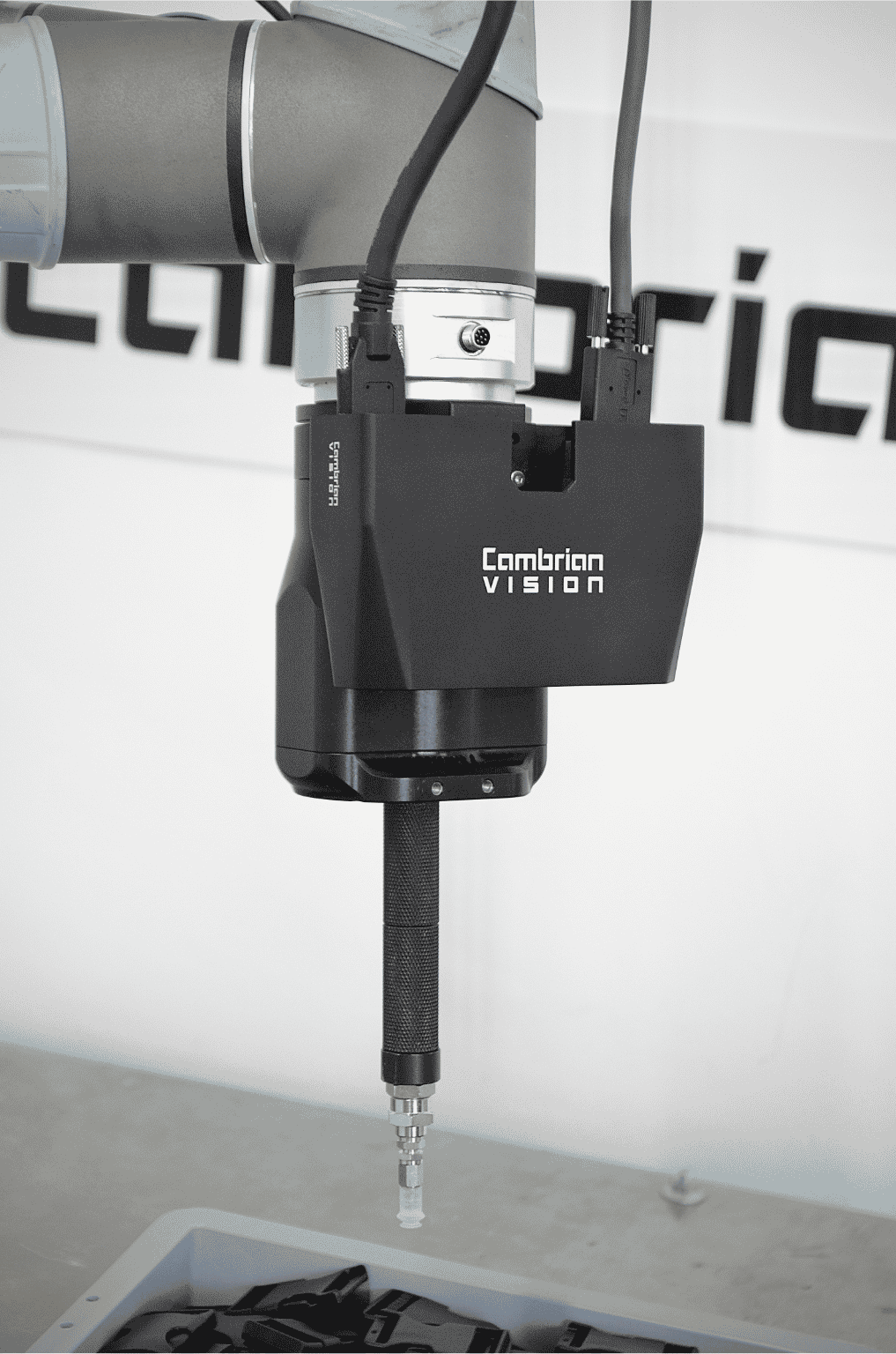 Cambrian Vision System an einem Cobot von Universal Robots