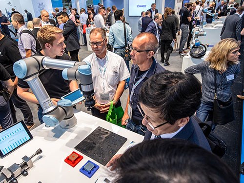 automatica 2025 - Universal Robots zeigt UR15 