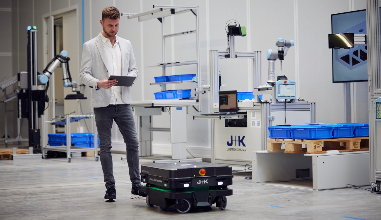 MiR User Training bei J+K 2-Tages Schulung für MiR, inkl. Inbetriebnahme, Kartierung, Fahraufträge und Fehlerbehebung