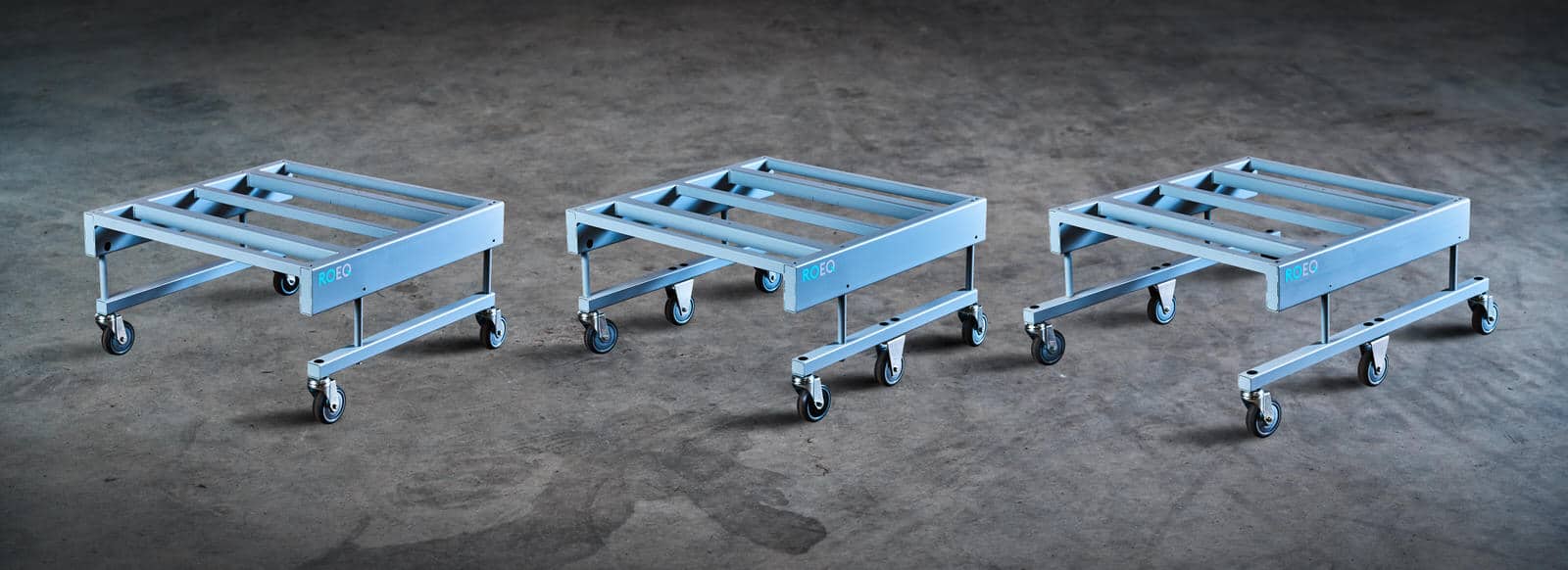 Wagen für den autonomen Transport mittels MiR250 Shelf Carrier